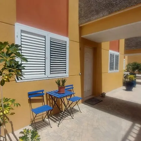 With View, Wifi And Pool In Arguineguin Apartamento